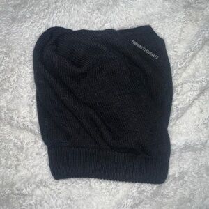 Black unisex pullover scarf | H&M